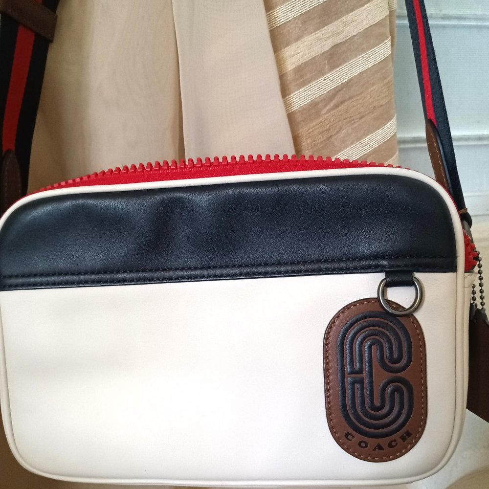 Coach PreOwned Shoulder or Crossbody Bag Signature PVC